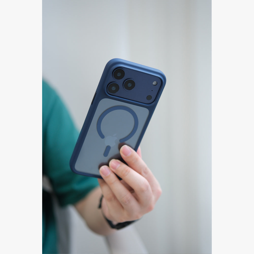 Hydrid Case with Magnetic